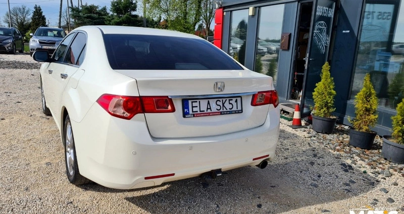 Honda Accord cena 43900 przebieg: 204000, rok produkcji 2011 z Rudnik nad Sanem małe 781